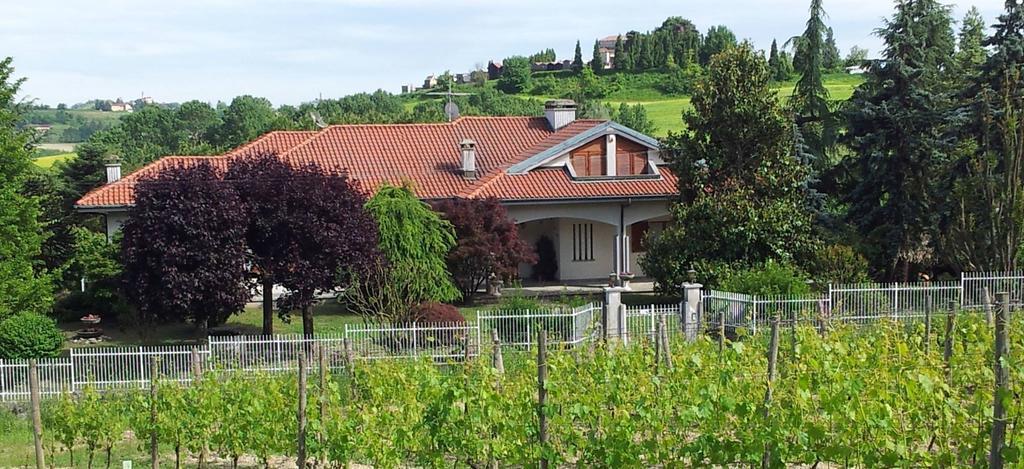 B&B Vigneto Pardom Montiglio Extérieur photo